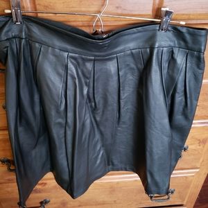 XHILARATION Faux Leather Mini Skirt Sz XL EUC Worn only once Color Black